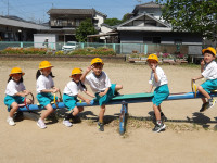 ⑤なかよくシーソー